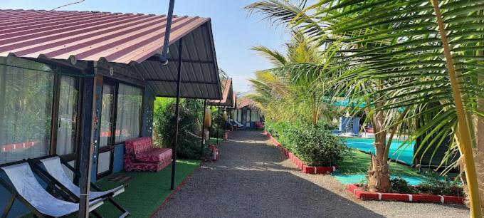 Отель Unity Village Resort