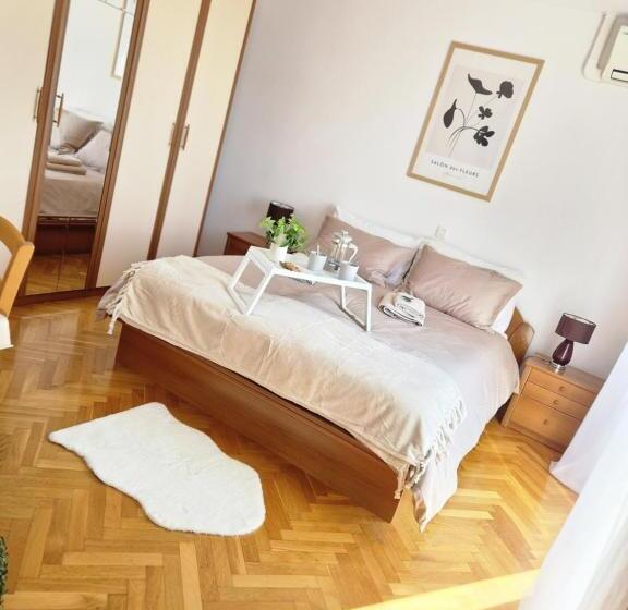 House Olive Garden Strunjan