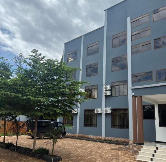 Luxpalacehotel Limited