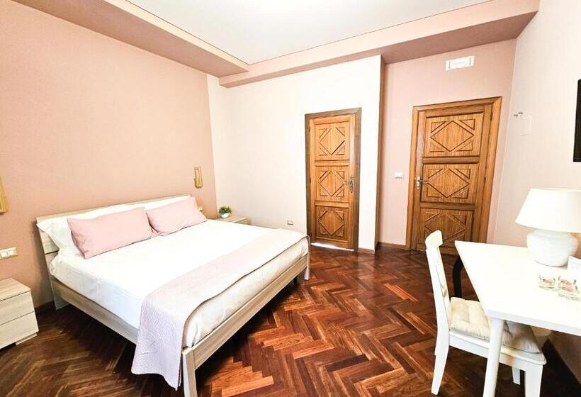 Пансион City Love Rooms