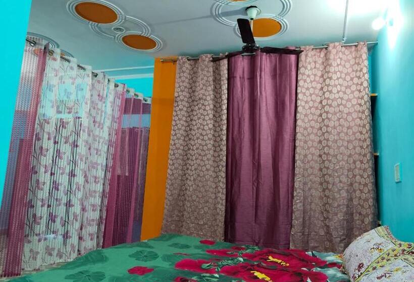 Пансион Corner Stay Home