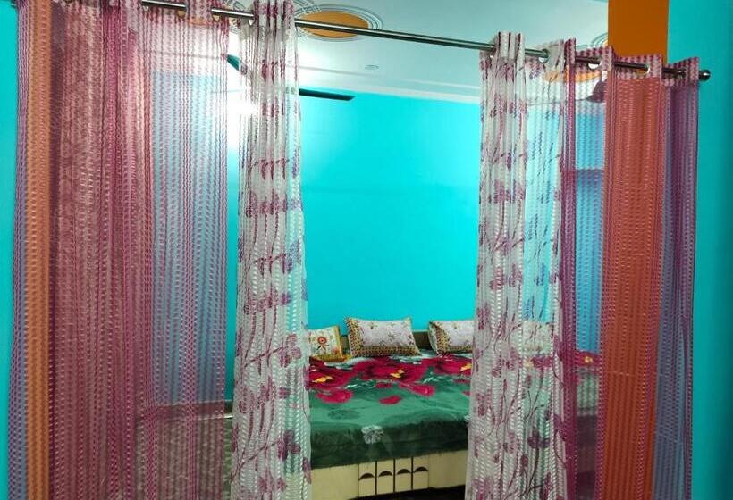 Пансион Corner Stay Home