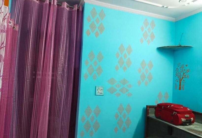 Пансион Corner Stay Home