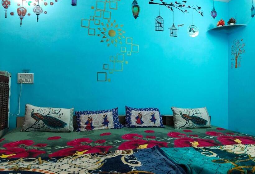 Пансион Corner Stay Home