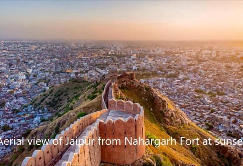 Пансион Corner Stay Home