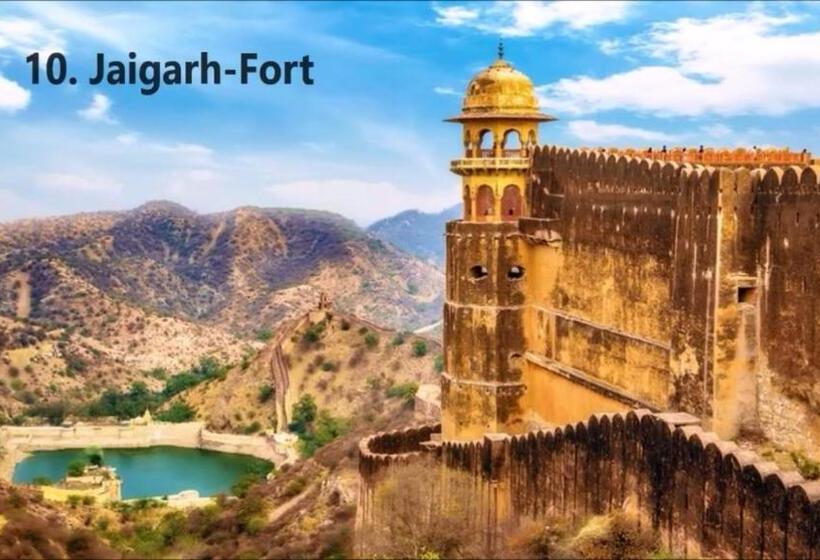 Пансион Corner Stay Home