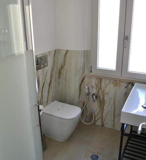 پانسیون Dion Guest House