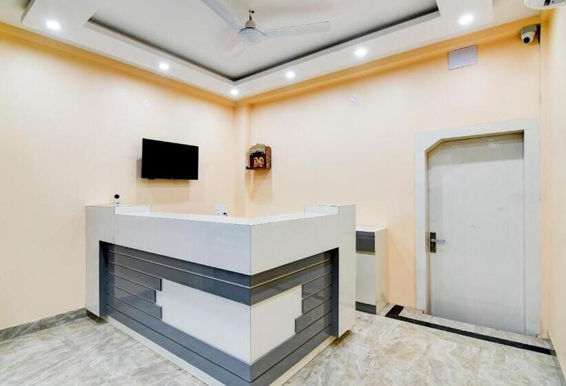 פנסיון Eco Corporate Inn 2 Rajarhat