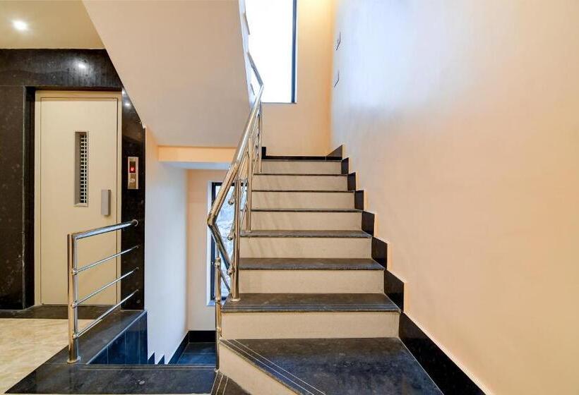 פנסיון Eco Corporate Inn 2 Rajarhat