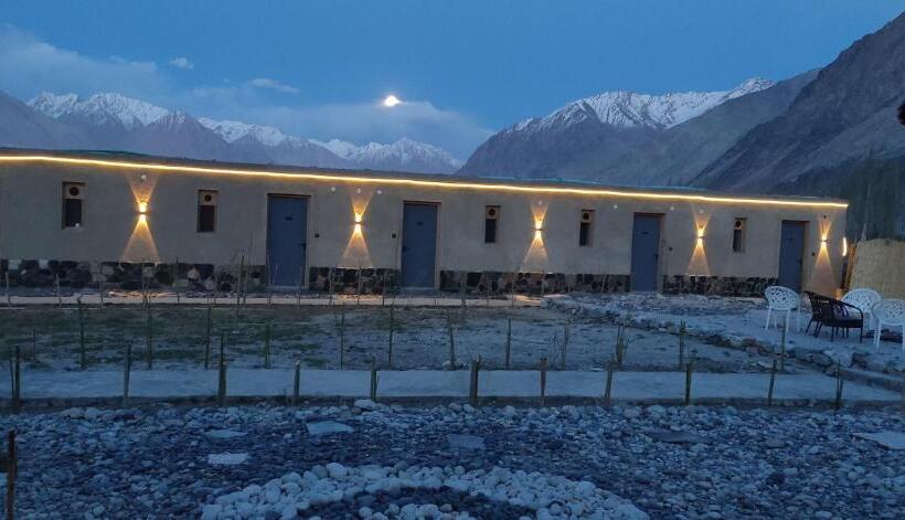 פנסיון Eden Resort Nubra