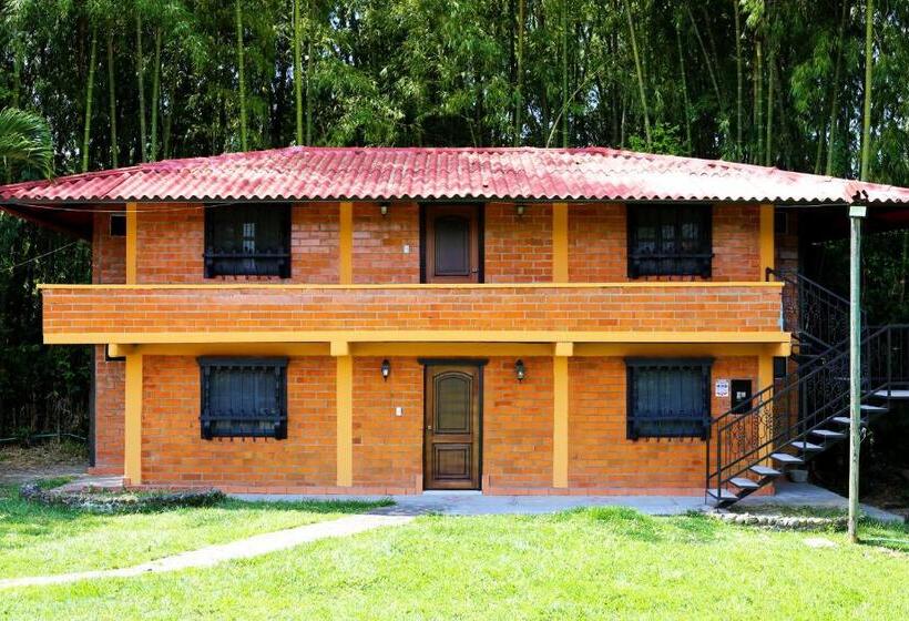 펜션 El Valle De Las Cañas Gordas