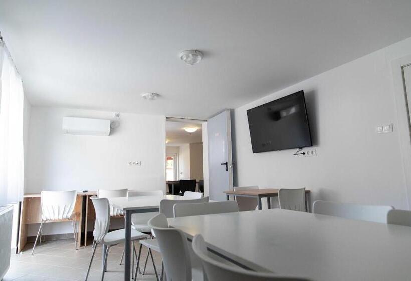 Пансион Farkas Villa