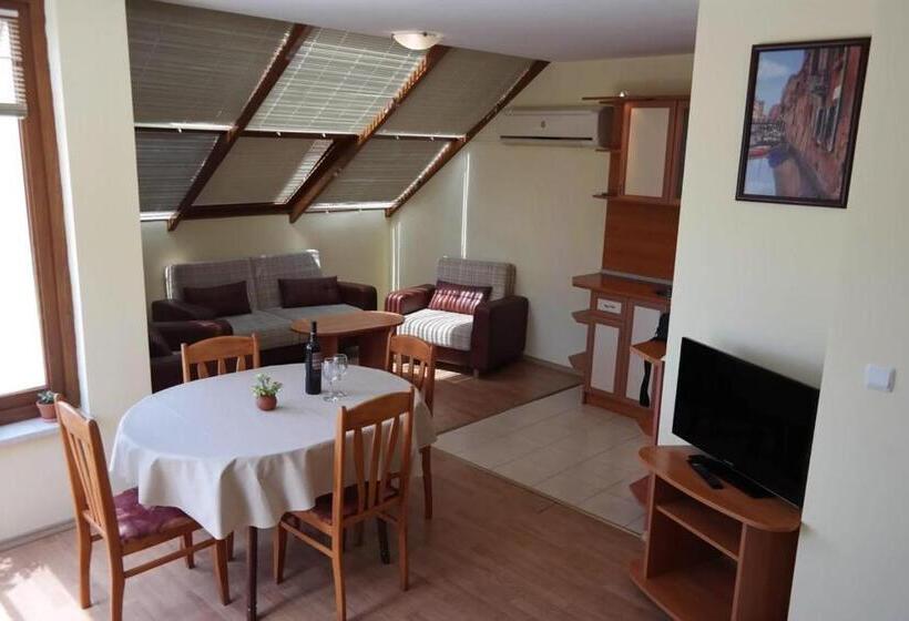 פנסיון Guest Hous Stariat Kesten