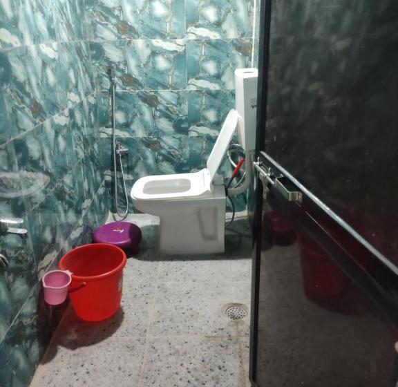 ペンション Kuber Bhandari Guest House And Hotel, Sehore