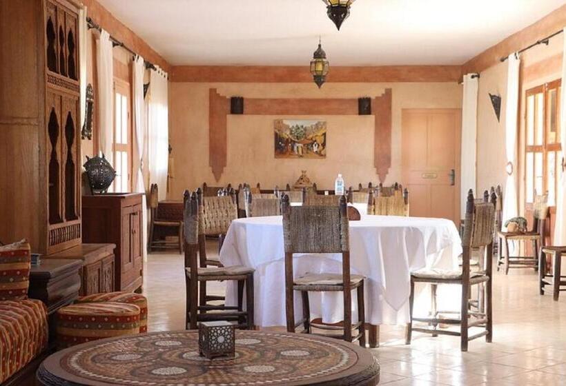 بنسيون La Courbine D Argent