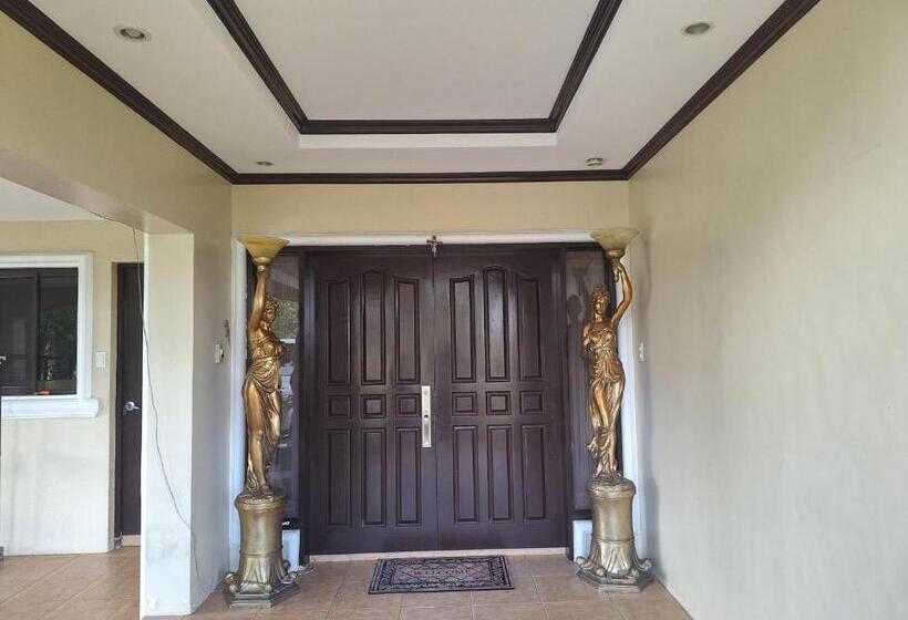 پانسیون La Dolce Vita Villa