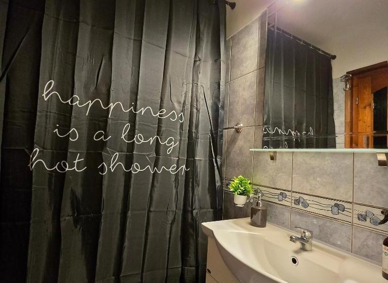 پانسیون La Dragoș Studio 01   Apartament
