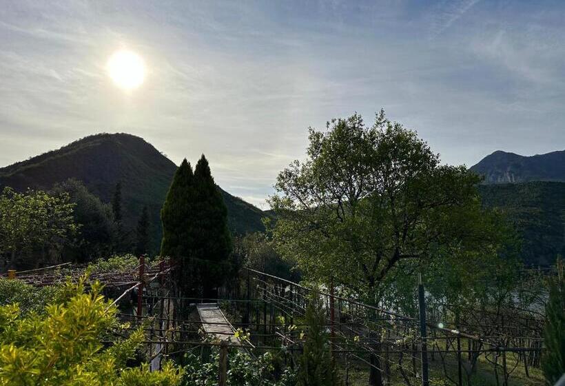 펜션 Lakeview Escape Koman