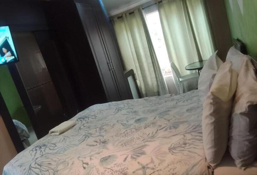 ペンション Nomanini Guest House Nelspruit