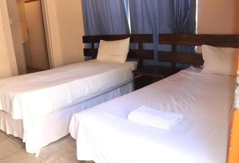ペンション Nomanini Guest House Nelspruit