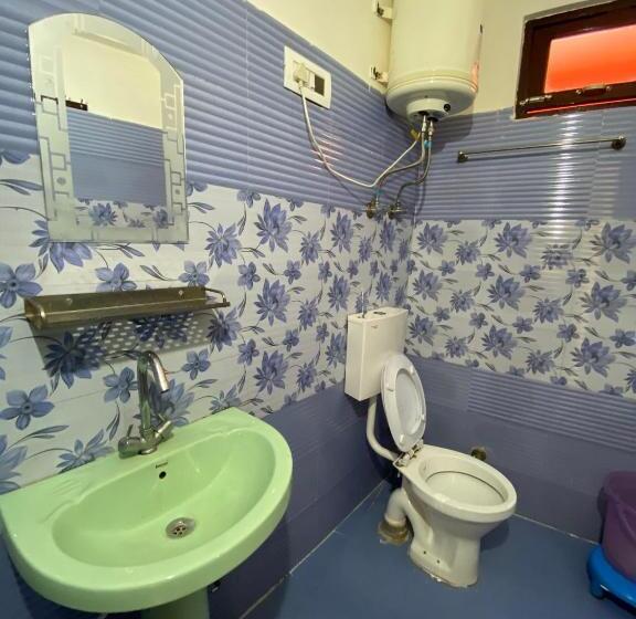 膳宿费 Orange House