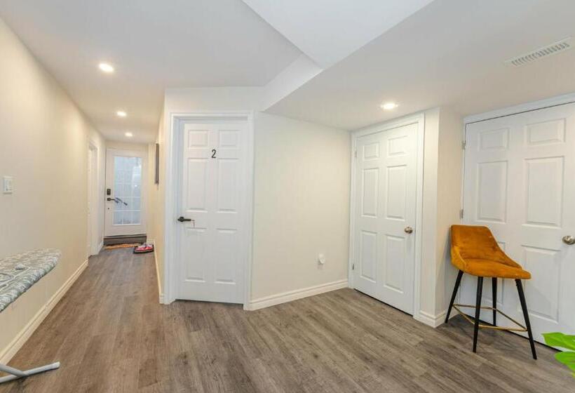 بنسيون Private Basement Bedrooms In Oakville