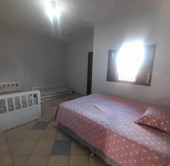 פנסיון Quarto Para Temporada