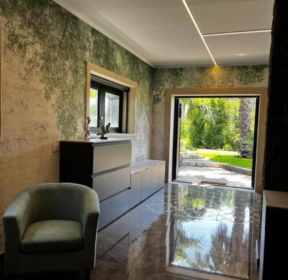 بنسيون Thalos Boutique Home