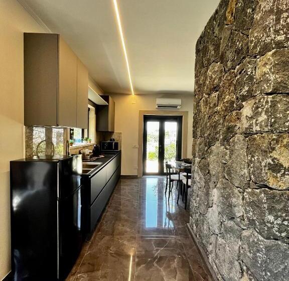 بنسيون Thalos Boutique Home