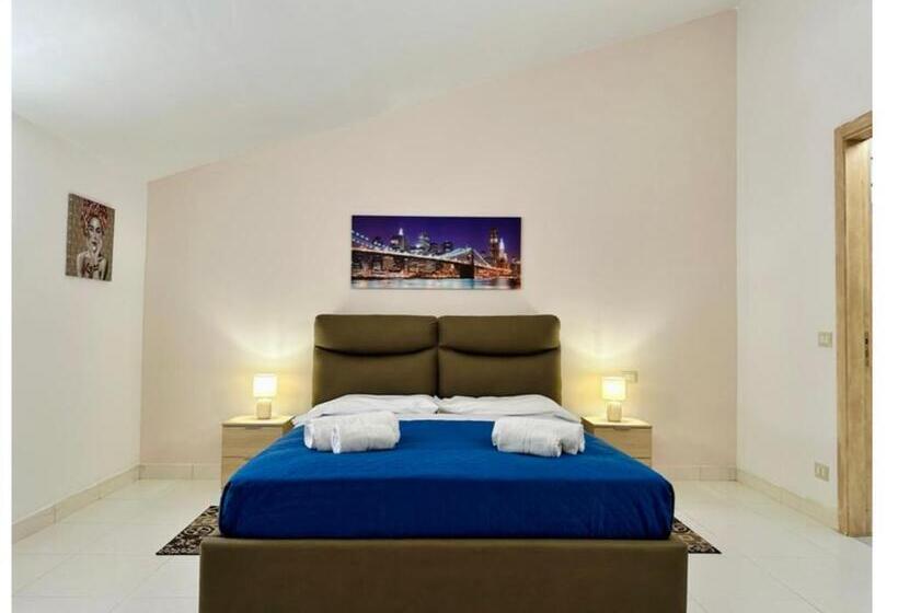 펜션 Unique Rooms In Centro Città Bagno Privato E Climatizzatore