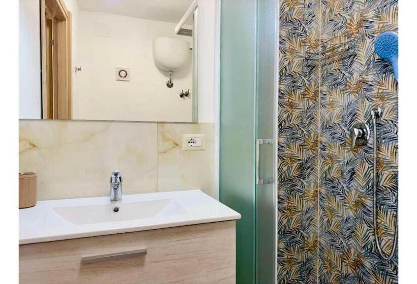 펜션 Unique Rooms In Centro Città Bagno Privato E Climatizzatore