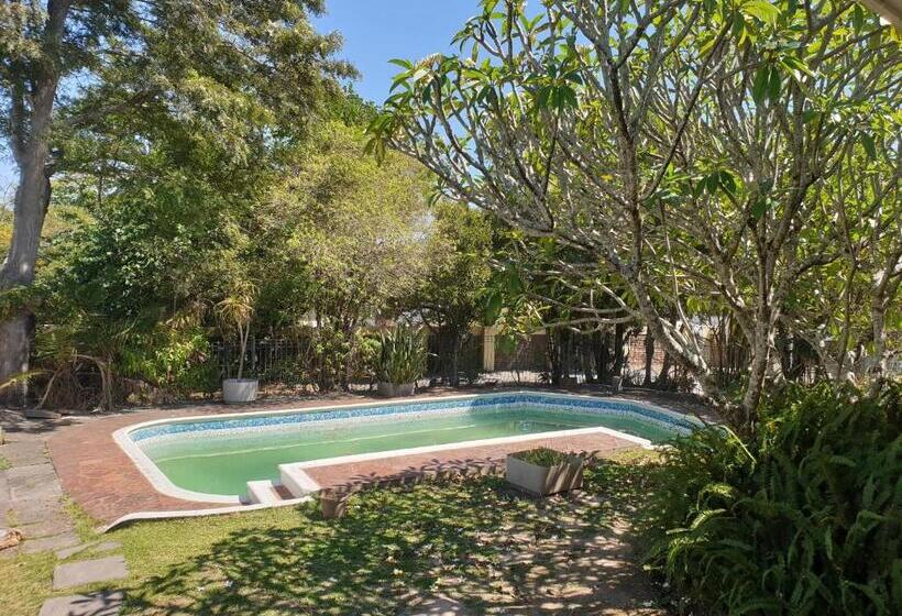 膳宿费 Valley View