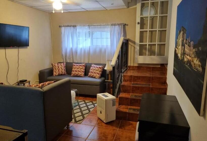 بنسيون Villa Helena