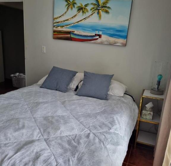 بنسيون Villa Helena