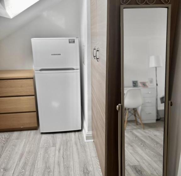 بنسيون Westfield London Shepherds Bush