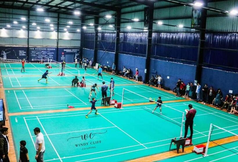 פנסיון Windy Cliff Coliving