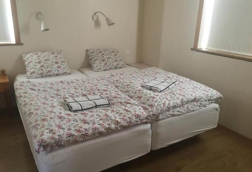 פנסיון Ytri árbakki