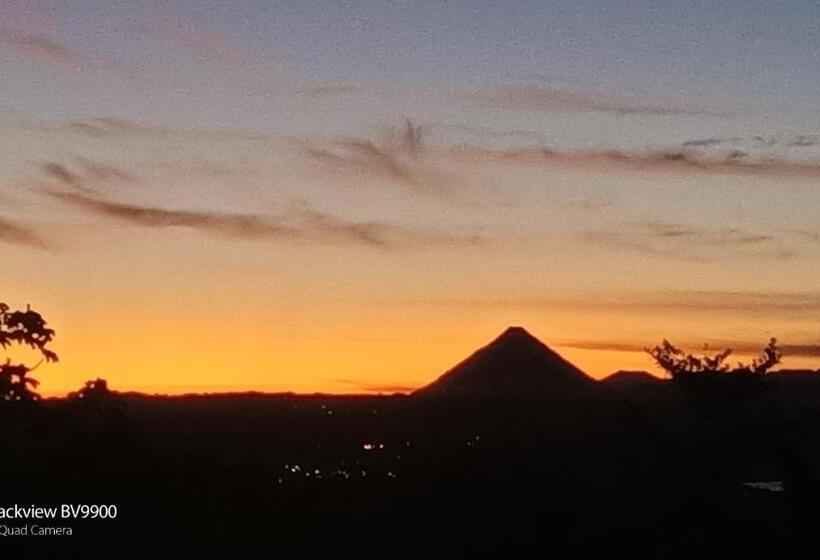 مبيت وإفطار Villa Simone French Ecolodge