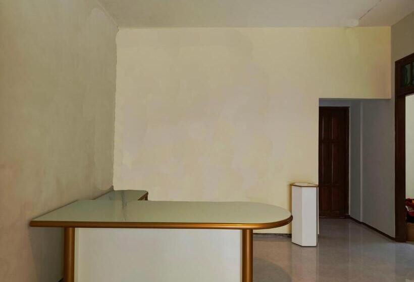 فندق Bebek Kuning Residence