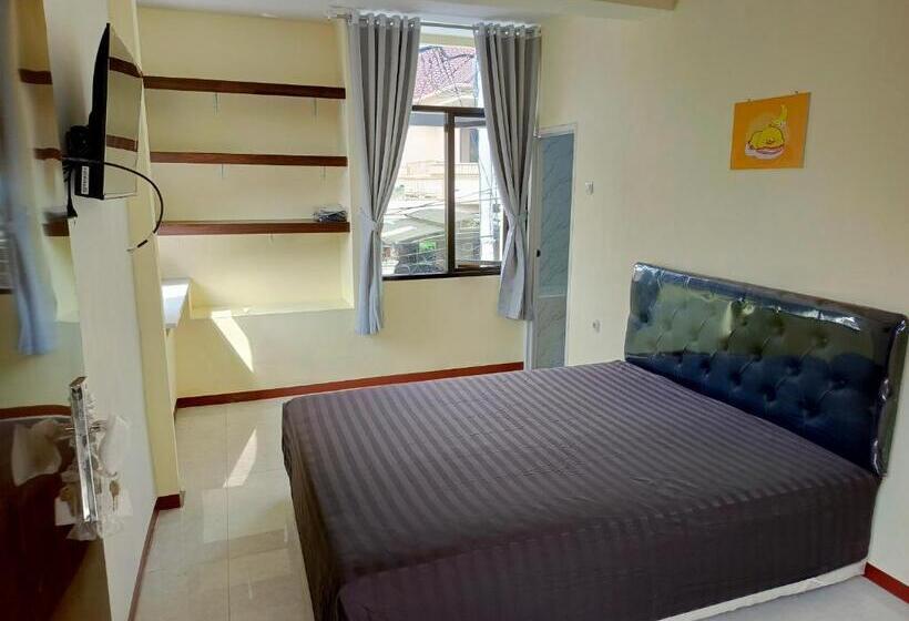 فندق Bebek Kuning Residence