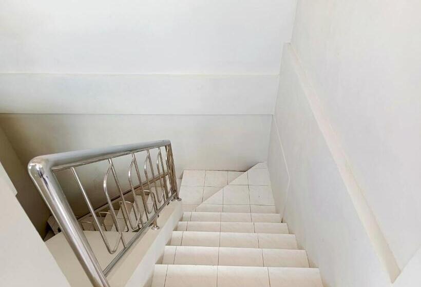 فندق Bebek Kuning Residence