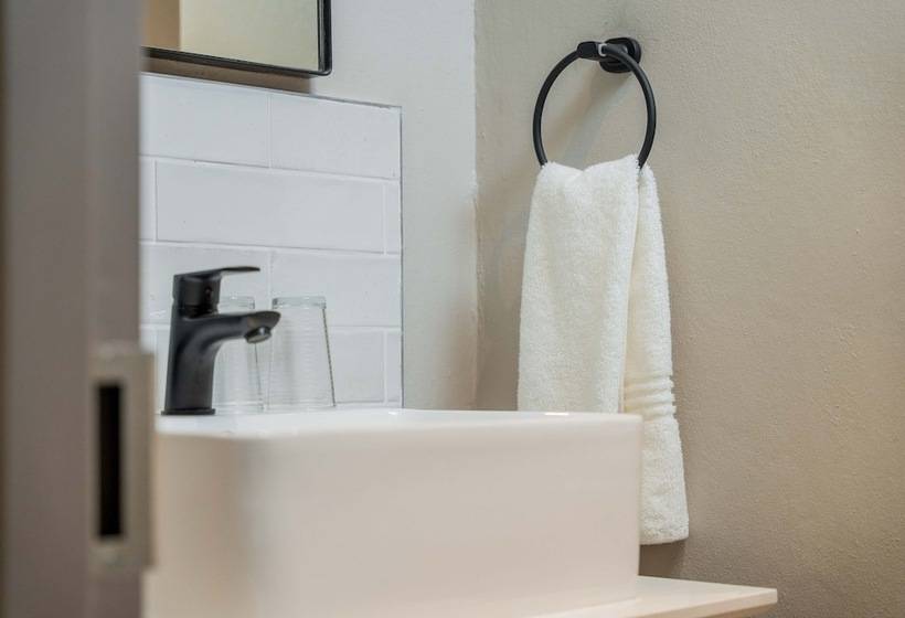 בית מלון כפרי Blackbrick Bedfordview Apart