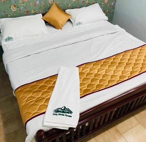 فندق Bob Lesiure