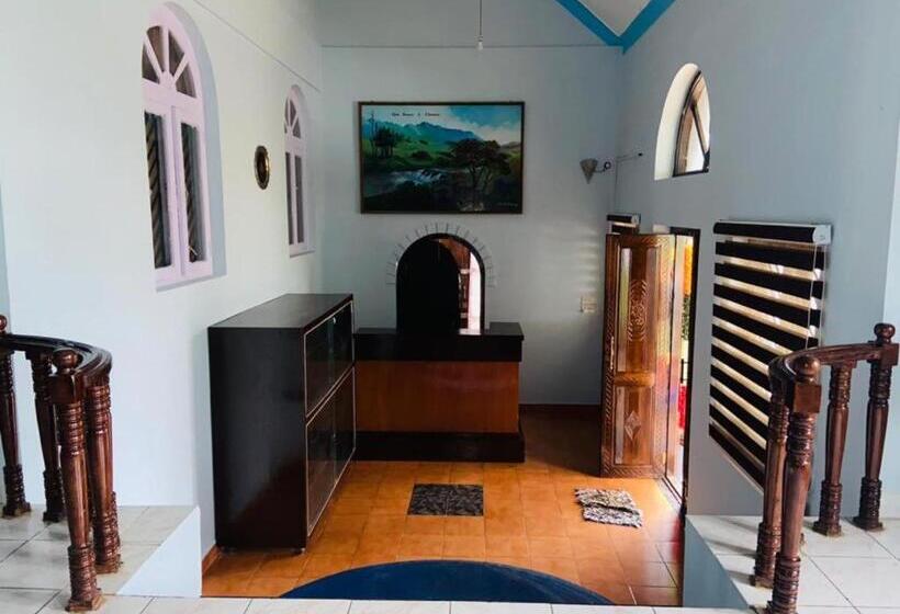 فندق Bob Lesiure