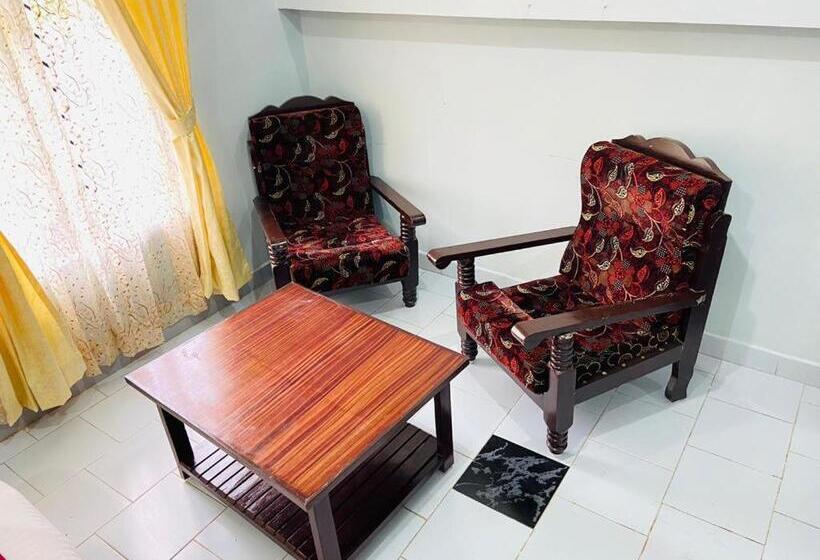 فندق Bob Lesiure