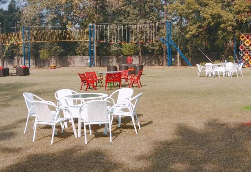 Отель Green Orchid Farms I Swimming Pool I Wedding I Party I 87oo2o5865