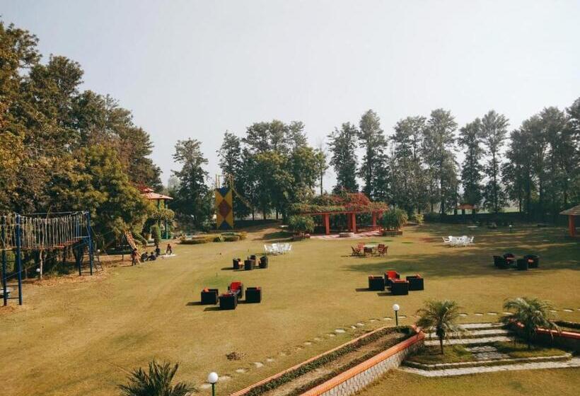 Отель Green Orchid Farms I Swimming Pool I Wedding I Party I 87oo2o5865