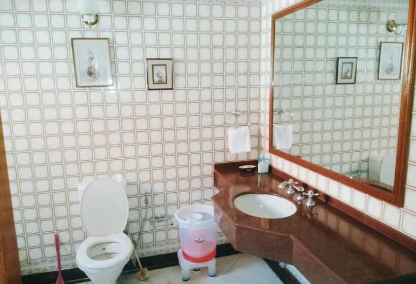 Отель Green Orchid Farms I Swimming Pool I Wedding I Party I 87oo2o5865