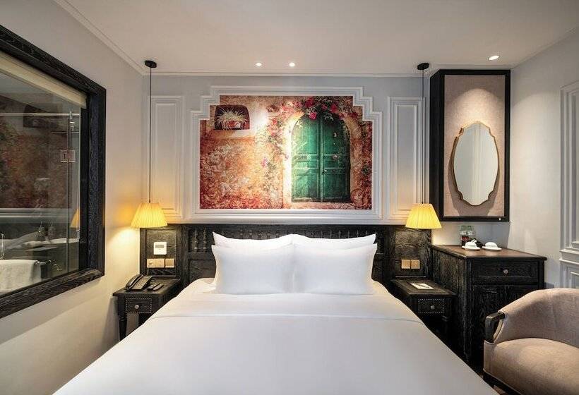 هتل Luxe Paradise Premium