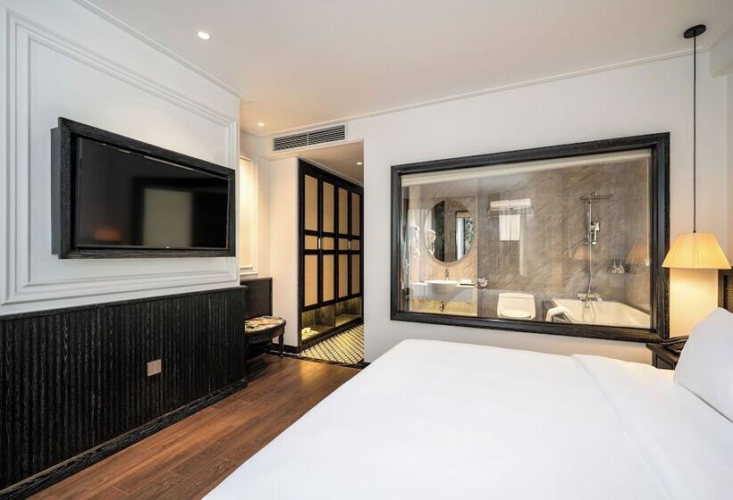 هتل Luxe Paradise Premium